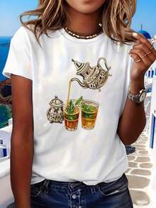 Una camiseta casual de manga corta con cuello redondo y un estampado gráfico estético de té, perfecta para primavera y verano, diseñada para mujeres. - Blanco - Ver 2