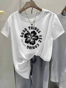 ImpieAndVersatileDesign 1 Piece. Good Things Are Coming Soon. Women's 100% Cotton Hawaiian Floral Print T-Shirt. Casual Everyday Style. Soft. Classic Style. Unisex. Bestseller. Holiday Gift. Cotton T-Shirt. - 白色 - 查看 6