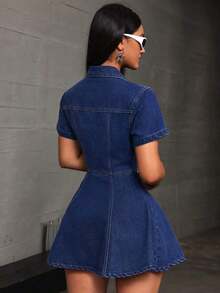 Vestido corto de mezclilla casual con botones para mujer, manga corta y cierre frontal con botones - Azul lavado oscuro 2 - Ver 5