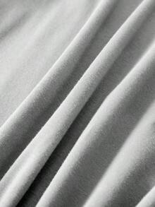 Camisetas de despedida de soltera con temática costera, Último brindis en la , Bikinis y Martinis de despedida de soltera, Último chapoteo, Conchas marinas y campanas de boda. - Gris - Ver 3