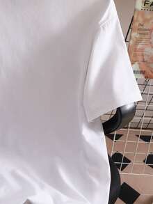 Women's Modern, Casual T-Shirt, Perfect For Parties And Lounging At Home, 100% Cotton, Loose Fit. Custom T-Shirts With Photos/Text, Personalized Gifts For Couples And Families, Comfortable And Breathable Apparel For All Seasons. - 白色 - 查看 4