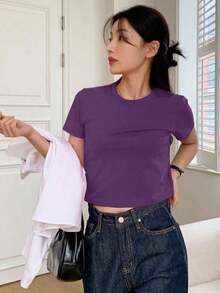Camiseta casual de mujer de verano de unicolor, cuello redondo, manga corta, tops cortos de estilo universitario - Morado Violeta - Ver 5