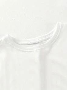 A Cute, Loose-Fitting White Round-Neck T-Shirt With A Printed Design, Perfect For Spring And Summer, That Flatters The Figure. - White - View 4