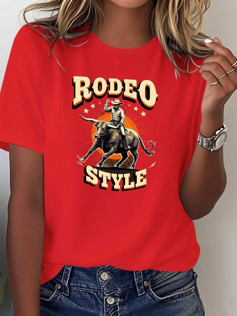 Women's Western Cowgirl Graphic T-Shirt - 100% Soft And Casual Cowboy & Bull Design, Rodeo And Bull Riding Event Print, All-Weather Comfort Ideal For Country Western Theme Parties Or Casual Outfits, Geometric Pattern, Machine Washable, Relaxed Fit, Bold Rodeo Style Cowboy And Ox Silhouettes, Vibrant Colors, Casual Garment Inspired By Wild West Fashion Women's Shirts - 紅色 - 查看 1