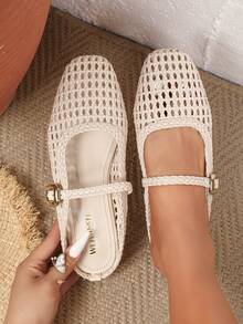 2026 New Vacation Style Bohemian Hollow Artificial Woven Breathable Buckle Mule Women's Shoes, Flat Casual Comfortable Elegant Perforated Shoes, Lightweight, Breathable, Suitable For Daily Casual, Shopping, Office And Other Occasions. - Apricot - View 3