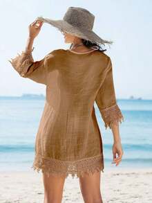Swim Vcay Kimono cubrecuerpo para damas de un solo color con aplicaciones de encaje y botones delanteros - Marrón Mocha - Ver 2