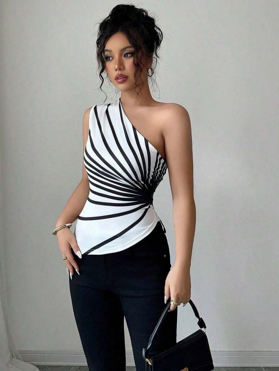 Blusa de punto con estampado de rayas y hombro asimétrico, nueva para el verano de mujer - Blanco y Negro - Ver 1