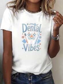 Casual Short-Sleeved Crew Neck T-Shirt, 100% Cotton, White. | Three Wine Glasses Decorated With Feather Prints, Crowns And Festive Beads, Breathable Summer And Spring T-Shirt For Parties, Mardi Gras, Casual Wear, Vibrant Graphic T-Shirt Of Non-See-Through Material. - 白色 - 查看 7