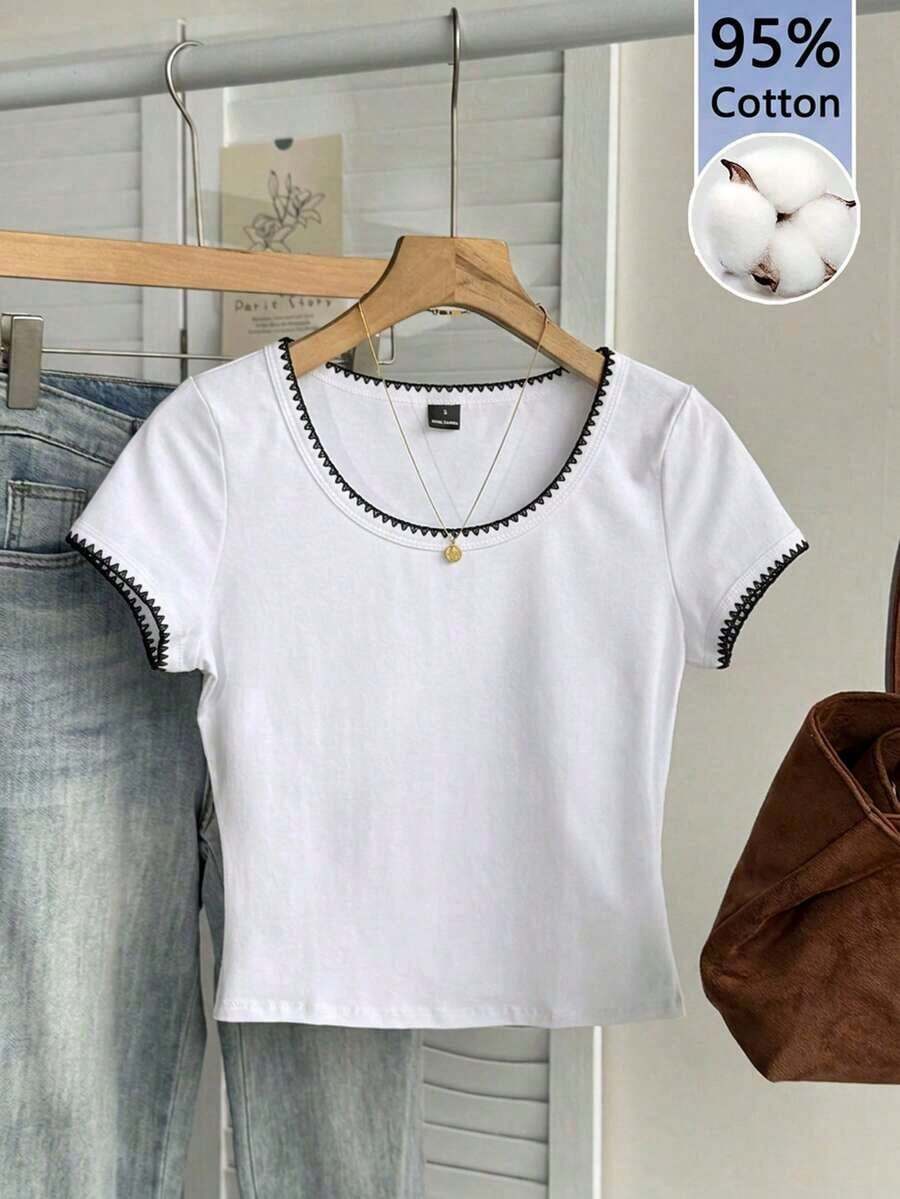 Camiseta ajustada de mujer con cuello de pico, manga raglán y patrón minimalista, 95% algodón, color caqui - Multicolor 6 - Ver 1
