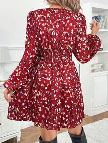 Vestido corto casual sencillo con cuello en V, manga larga, plisado y estampado de todo sobre - Rojo - Ver 2