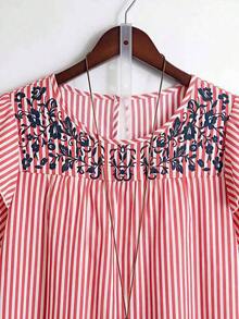 Linhara Blusa casual de verano de talla grande para mujer, de unicolor, cuello redondo, manga corta de doble capa, plisada, de moda versátil para vacaciones - Rojo 2 - Ver 6