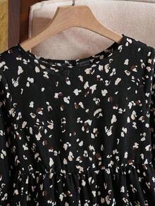Camisa con estampado todo sobre y mangas con volantes, estilo casual de resort, tallas grandes.Atuendos de verano para mujer/Verano, ropa de mujer para vacaciones tropicales - Negro - Ver 5