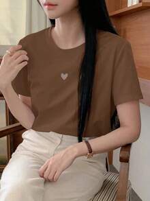 Camiseta casual de manga corta con cuello redondo, corazón hueco y unicolor para mujer - Café integral - Ver 4