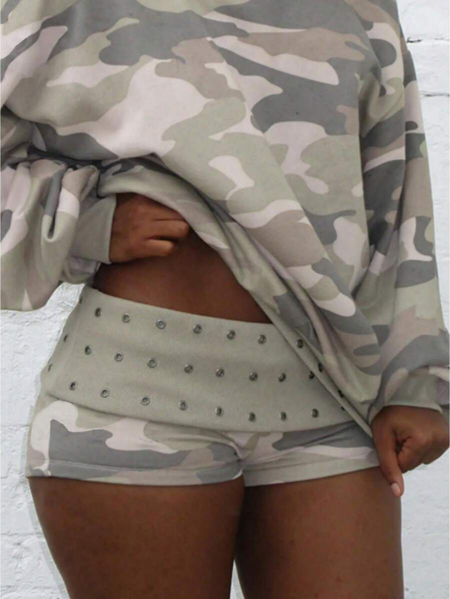 Womens Summer Fold Over Shorts Casual Slim Fit Stylish Rivet Design Low Rise Shorts - color camuflaje - Ver 1