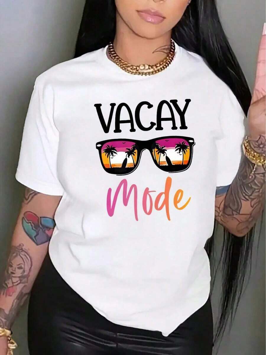 Camiseta de Mujer de 180g con Estampado Temático de Resort Blanco - Estampado de Palmeras Tropicales y Vacaciones, Manga Corta, Cuello Redondo, con la Inscripción "VACAY" y Diseño de Gafas Elegantes, Ropa de Playa Ligera para Primavera/Verano, Estilo Casual de Resort (Lavable a Máquina) - Camiseta Casual Versátil con Combinación de Colores, Corte Holgado con Divertidos Estampados Temáticos de Vacaciones, Perfecta para Viajes a la Playa y Uso Diario. blusas para mujer>ropa - Blanco - Ver 1