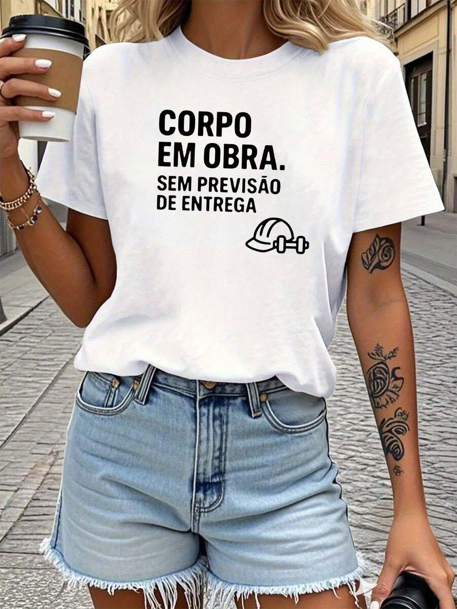 Plus Size Women's T-Shirt With Portuguese Letter Print - "CORPO EM OBRA", Short Sleeve Round Neck Top, Casual For Spring/Summer, Suitable For Everyday Wear And Going To Work, Machine Washable, A Stylish Wardrobe Staple. - 白色 - 查看 1