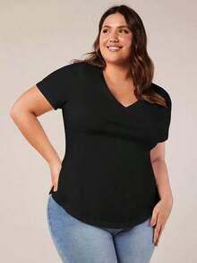 BASICS Camiseta casual versátil de manga corta y cuello en V de talla grande para mujer - Negro - Ver 1