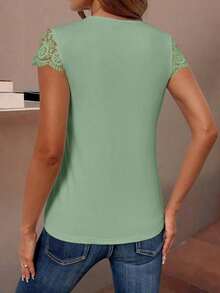 Camiseta de manga corta con parche de encaje en color liso, versátil y casual - verde menta - Ver 2