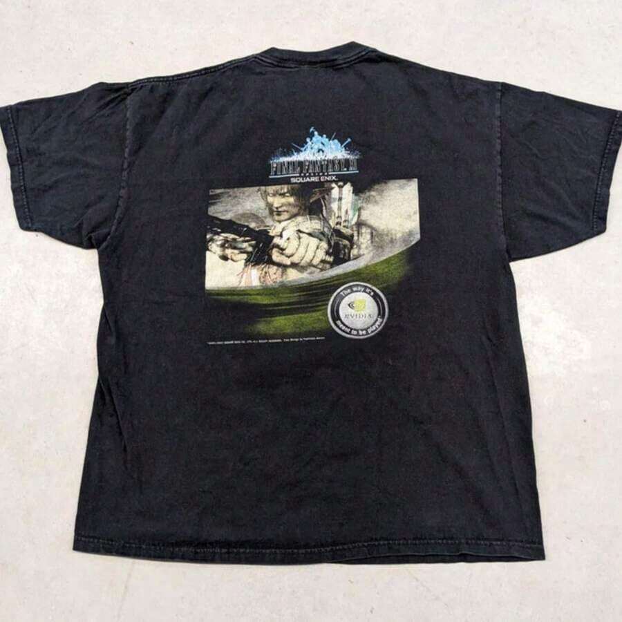 Camiseta promocional de XI Online de principios de los años 2000. Camiseta de algodón para hombre de 220 g - para llevar debajo de una sudadera - Adecuada para todas las personas, ya sean mujeres o hombres. Tejido duradero de alta calidad, adecuado para todas las estaciones, suave al tacto pero diseñado para durar. Camisetas transpirables para mujer. en atuendo de otoño. S para woM. en vaC. Conjunto de ropa deportiva. S woM. con un disfraz de Halloween - Negro - Ver 1