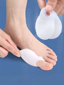 QKC 1 Pair Ultra-Soft Silicone Toe Guards, Discreet Toe Protectors To Prevent Rubbing & Blisters, Comfortable Foot Care Accessories For All-Day Wear - White - View 3