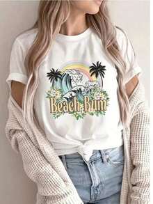 Vintage White Graphic Tee With Wave And Palm Tree "Beach Bum", Y2K Oversized Coastal Holiday Tee, Retro Surf Top, Soft Casual Tee For Beach Getaway, Stroll And Surf Outfit, Viral Summer Coastal Cowgirl Aesthetic Fashion - 白色 - 查看 1