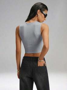 Top corto ajustado de cuello cuadrado de unicolor, versátil y minimalista para uso casual y de oficina para mujeres en verano - Gris - Ver 2