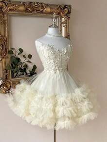 Elegante y lujoso vestido corto hecho a mano con aplicaciones bordadas, encaje de ganchillo y parches de satén, con abertura en la cintura, adecuado para citas, fiestas de solteros, galas, bailes, Día de San Valentín - Beis - Ver 5