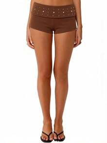 Women Fold Over Waist Shorts Stylish Rivet Studded Low Rise Slim Fit Mini Shorts for Beach Daily Wear - Marrón claro - Ver 3