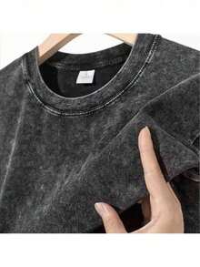 Women's & Men's Printed Short Sleeve T-Shirt, 230g Washed Cotton, Summer 2026 | American Retro Style Loose Fit Drop Shoulder Couple Style Short Sleeve T-Shirt, Heavy Washed And Distressed Cotton For Summer. - 黑色 - 查看 2