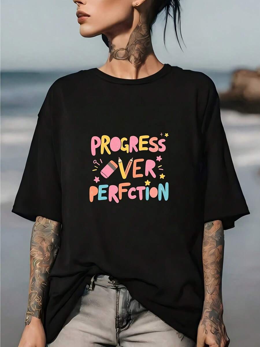 Striving For Progress Is Better Than Striving For Perfection. An Inspirational 180g T-Shirt. A Great Gift For Family And For Team-Building Activities At Work. A Fun, Summery Style T-Shirt, Suitable For Memorial Day Parties And Everyday Casual Wear. - 黑色 - 查看 1