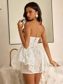 Vestido elegante, noble y de estilo palaciego de encaje blanco sin tirantes, con ballenas, cintura marcada y silueta evasé, adecuado para despedida de soltera, boda, graduación, vacaciones, fiesta de novia y Día de San Valentín - Blanco - Ver 2