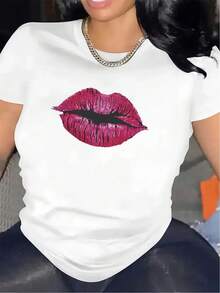 This Lightweight And Durable Short-Sleeved T-Shirt, Featuring A Striking Pink Lip Design, Is Perfect For Lounging At Home Or Dining Out, Offering A Comfortable Everyday Wear Experience. - 白色 - 查看 7