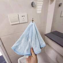 1 chiếc kẹp treo quần áo có thể mở rộng màu đen 4cm, không cần khoan, tự dính, dùng cho phòng tắm, tủ bếp và vòi sen, giúp giữ khăn tránh bị rơi. - Phong cách thường ngày - Xem 9