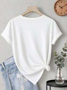 Women's Graphic T-Shirt | Mon Laferte Braid Design | 100% Cotton Fabric | Soft And Comfortable | Perfect For Casual Wear And Gifts | White Crew Neck T-Shirt | Made And Shipped In Mexico | Unisex Style
Spacious - 白色的 - 查看 3