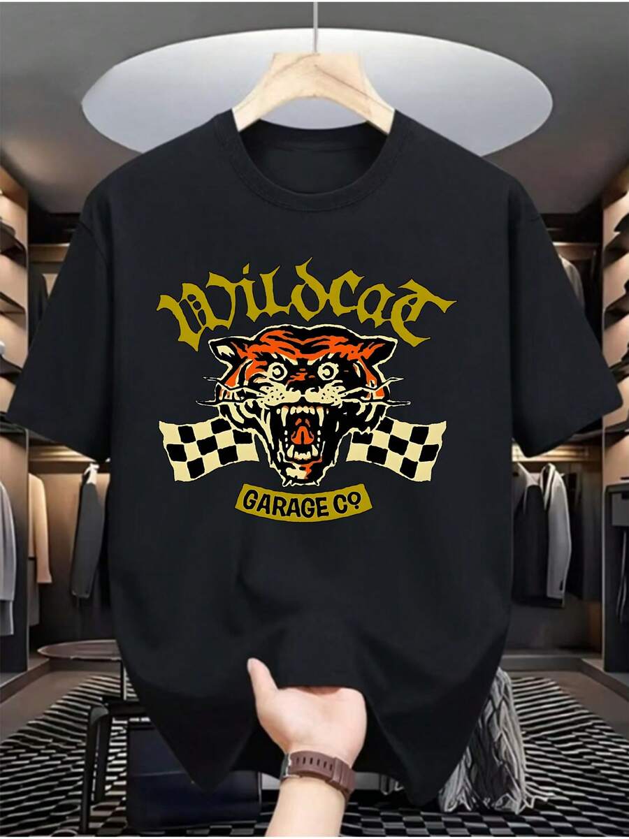 [Crazy Tiger Racing] Men's Casual T-Shirt With Digital Print - Polyester, Crew Neck, Short Sleeve, Urban Hip-Hop Style, European And American Summer Style, Sporty Style, Minimalist INS Letter Print / Collection Of Sporty Patterns With Religious-Style Lettering / Loose Fit And Soft To The Touch / The Ideal Choice For Gifts - 黑色 - 查看 1