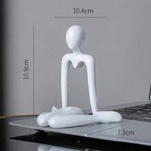 11cm Creative Plastic Abstract Figures Ornament Sculpture Study Room Statue Home Office Accessories Decoration Gift - D - View 9