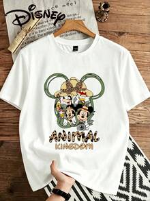 Made From 100% Cotton, This Disney Animal Kingdom Themed T-Shirt Features A Printed Design. The Front Is Framed By Mickey Mouse Ears, With Images Of Mickey, Minnie, Donald Duck, And Other Characters In Adventure Outfits Printed Inside, Complemented By The Leopard-Print "ANIMAL KINGDOM" Lettering, Creating A Playful And Adventurous Atmosphere. The Fitted Silhouette Is Neat And Stylish, While The Fabric Is Skin-Friendly, Breathable, And Sweat-Free. Suitable For Various Occasions Including Casual Wear, Theme Park Visits, And Street Style, This High-Quality, Versatile Shirt Is Perfect For Couples To Wear And Create A Striking Look. - trắng - Xem 2