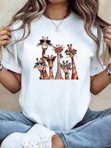 Plus Size Women's T-Shirt With A Fun Giraffe Print, Crew Neck, Casual And Comfortable Style For Spring/Summer. Stylish For Everyday Wear, Family Outings, Get-Togethers With Friends, And Outdoor Activities. Simple Casual Short-Sleeve T-Shirt. - 白色 - 查看 7