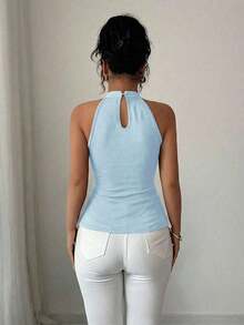 Blusa de mujer elegante de moda nueva para el verano con decoración de encaje bordado, cuello en V, bajo irregular sin mangas, silueta ajustada, adecuada para vacaciones, citas, actividades diarias, fiestas - Celeste - Ver 2