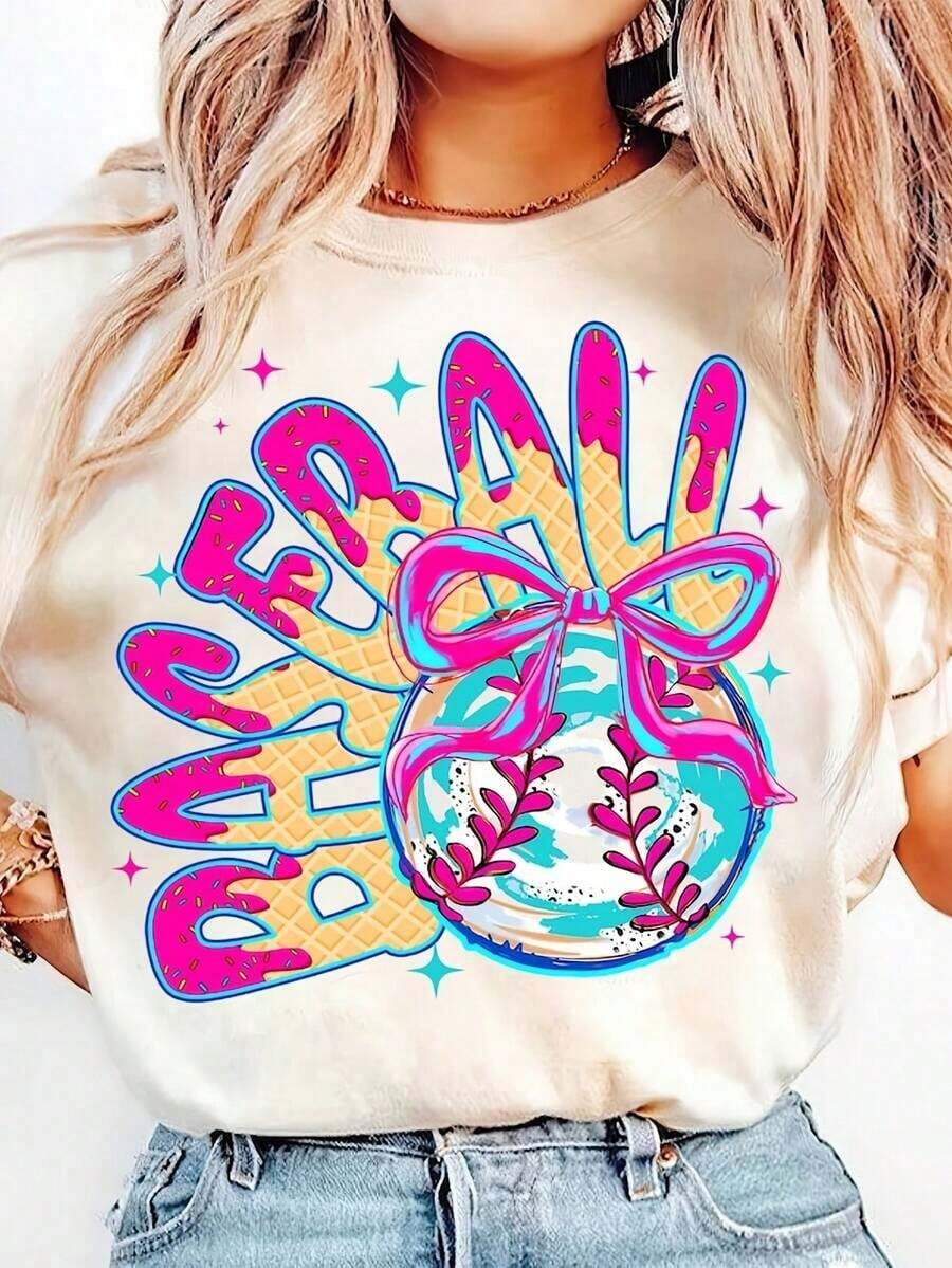 1 pieza Camiseta Gráfica de Béisbol para Mujer - Diseño "Mama Béisbol y Helado" - Camiseta Ligera y Transpirable de Cuello Redondo para Día de Partido, Conjuntos Casuales de Verano - Beige con Detalles en Rosa/Morado/Azul - Ropa para Mamá Béisbolista, Camiseta para Mamá Béisbolista, Mercancía para Fanáticos, Diseño Divertido, Ajuste Cómodo, Tallas S-2XL, 180g 100% Algodón, Todos los diseños están impresos. Unisexo. - Estilo-1 - Ver 1