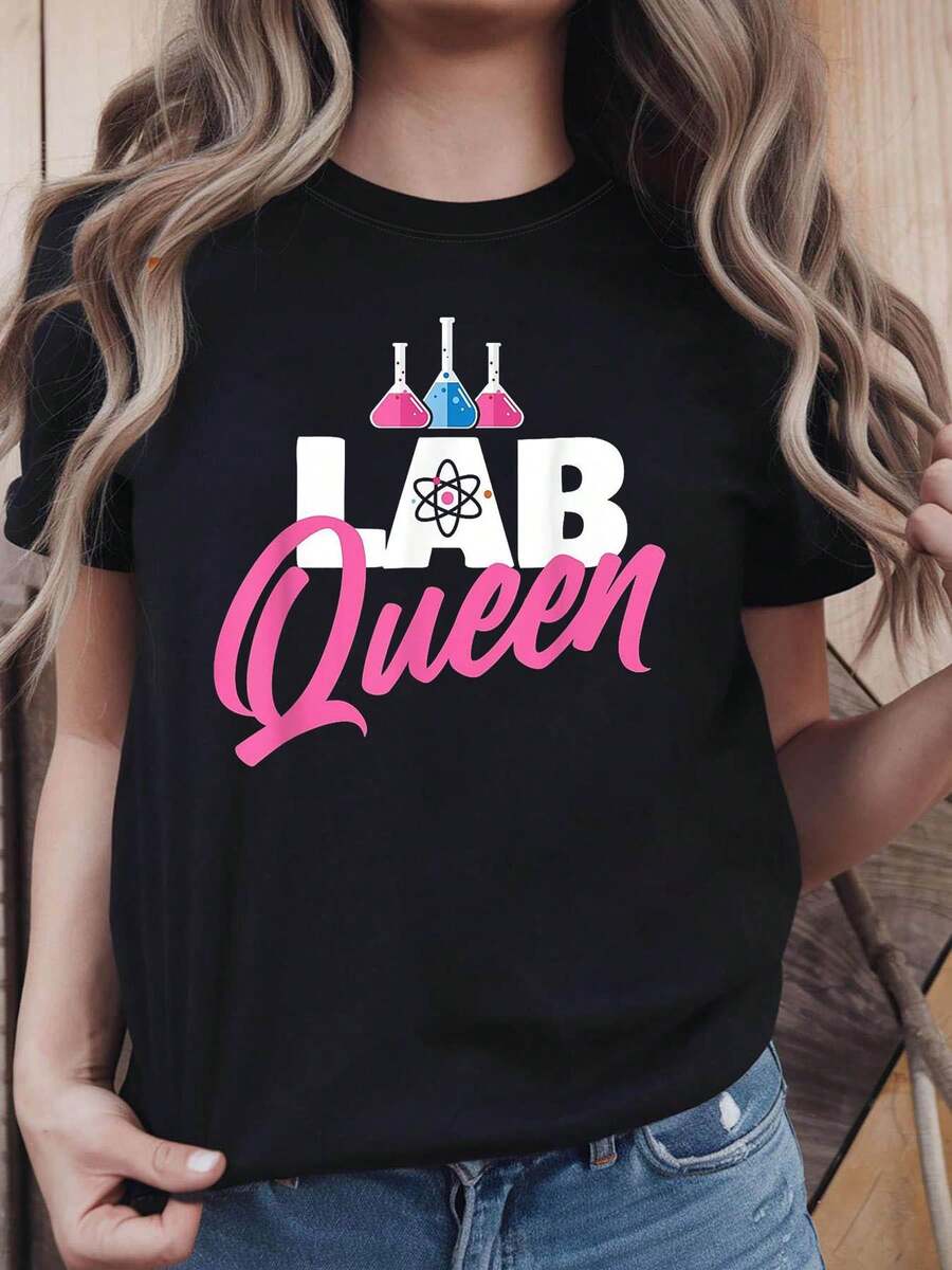 Lightweight And Breathable "LAB Queen" T-Shirt With Scientific Print Of Laboratory Flasks For Women, Casual Short-Sleeved Round Neck T-Shirt For Spring/Summer, Casual Daily Wear, Party Gift, Ideal For Combining In Spring And Autumn Outfits. - 黑色 - 查看 1