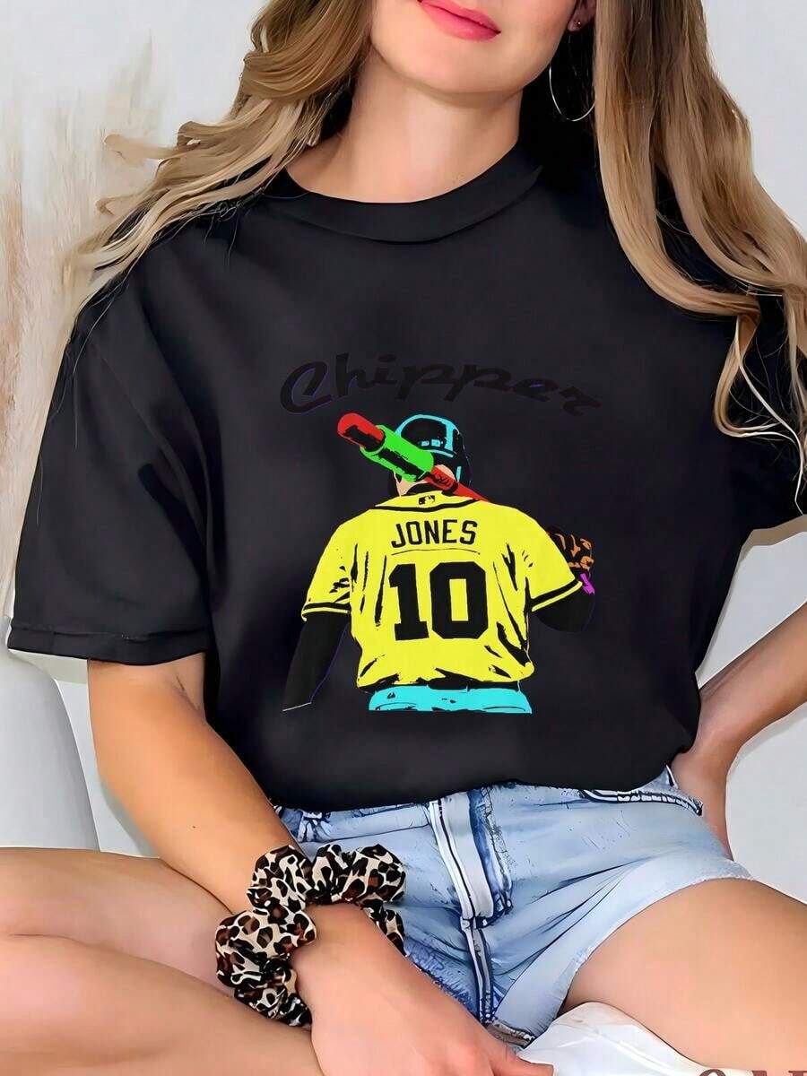 100% Cotton T-Shirt With Chipper Jones Number 10 Baseball Player Print, Casual Short Sleeve T-Shirt For Women, Baseball Sport Style Streetwear, Ideal For Baseball Fans, Daily Wear And Going Out, Plus Size Available - 黑色 - 查看 1