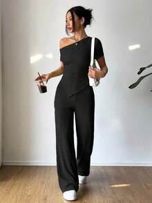 Set de 2 piezas: Camiseta con hombro asimétrico + Pantalones de pierna ancha y cintura baja, Ropa de estar en casa casual - Negro - Ver 4