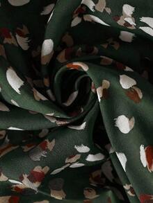 Camisa con estampado todo sobre y mangas con volantes, estilo casual de resort, tallas grandes.Atuendos de verano para mujer/Verano, ropa de mujer para vacaciones tropicales - Verde Oscuro - Ver 8