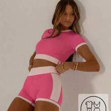 Leisurewear Activewear Set With Contrast Colours Cute Summer Top And Bike Shorts Combo Perfect For Summer Vacation Outfits Or Airport Outfit For Women - Rojo anaranjado - Ver 1
