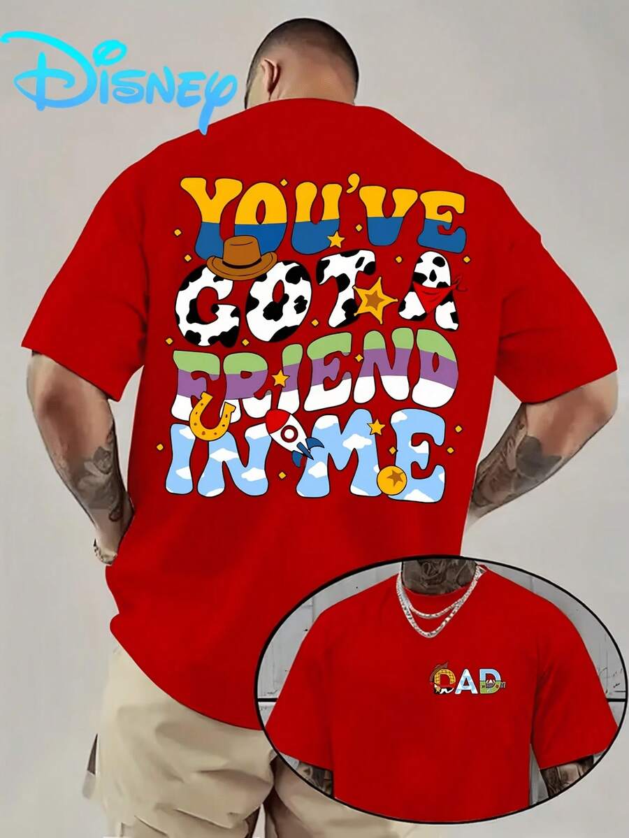 (Disney Licensed)Disney Toy Story Men's Oversized Graphic T-Shirt, "You've Got A Friend In Me" Colorful Quote Print With Cow Print & Rocket Crew Neck Short Sleeve Casual Streetwear Tee, Fun Toy Story Cotton Blend Summer Top, Mens Clothes, Men, Ropa De Hombre, Summer Clothes, Men Shirts, Graphic Tees, Disney Outfits Men, Graphic Tees, Camisetas Para Hombre, Camisas Para Hombre, Summer Outfits For Men, Father's Day Gift, Perfect Gift For Family And Friends, Which Are Necessary For Birthday Parties, Disney Shirts, Mens Clothes, Summer Clothes, Officially Licensed Disney T-Shirts, Disney Men's And Women's Spring/Summer Fashion Casual Short-Sleeve T-Shirts - 紅色 - 查看 1