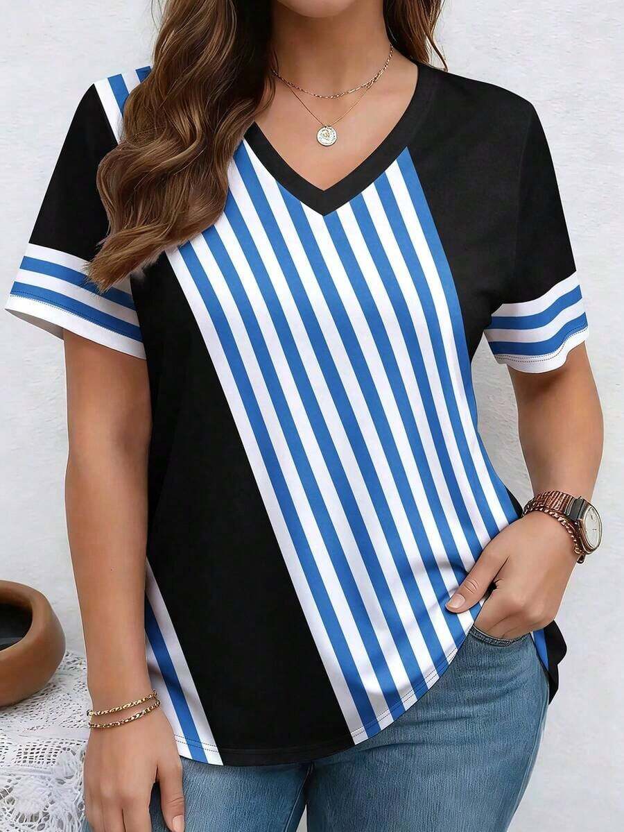 Camiseta casual de manga corta con cuello en V, de talla grande, con estampado de rayas patchwork - Multicolor - Ver 1