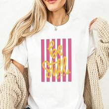 Women's Short-Sleeved T-Shirt With Phrases, Feminine Pink Stripes, Flirty Style Clothing,  Spring T-Shirt With Messages "Be Still" And "Love Like Jesus", Fashionable T-Shirts With Summer Vibes, T-Shirts, Comfortable T-Shirts. - 白色 - 查看 1