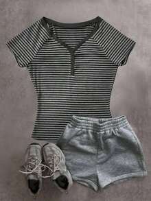 Camiseta casual de mujer con cuello en V a rayas, botones y manga corta - Multicolor - Ver 4