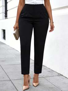 Pantalones de trabajo ajustados y acortados de color liso que ceñen la cintura - Negro - Ver 14